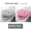 2 Sets Of Green And Red